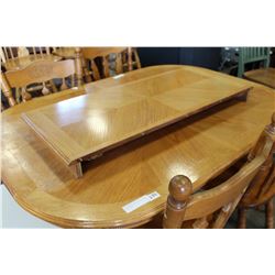 OAK DINING TABLE WITH LEAF AND FOUR CHAIRS