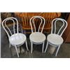 Image 1 : THREE HOOPACK PATIO CHAIRS