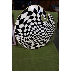 OVERSIZED CHECKERED PALLET BOARD