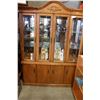 Image 1 : 2-PIECE OAK CHINA CABINET