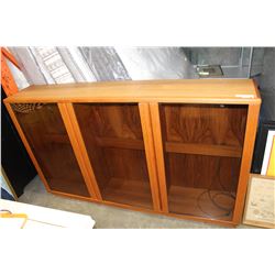 TEAK ILLUMINATED 3 GLASS DOOR CABINET