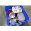 Image 2 : BIN OF MUFFIN PANS AND RUBBERMAID CONTAINERS