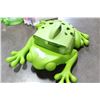 Image 1 : DOLLHOUSE AND FROG BABY BATH