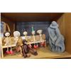 Image 1 : LOT OF WOOD FIGURES