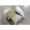Image 1 : LOT OF DESIGNER THROW PILLOWS