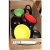 Image 2 : LOT OF DESIGNER SOUP MUGS