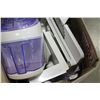 Image 2 : TOTE OF KITCHEN APPLIANCES