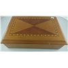Image 2 : LARGE WOODEN JEWELLERY BOX FILLED WITH ASSORTED JEWELLERY 10"X6"X4"