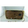 Image 2 : SILVERTONE IVORY VINTAGE RADIO