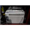 Image 1 : AIR CONDITIONER