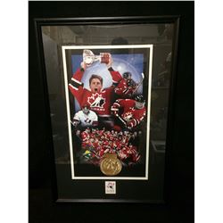 2005 FRAMED TEAM CANADA WORLD JUNIORS HOCKEY CHAMPIONSHIP TEAM PHOTO