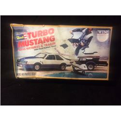 REVELL TURBO MUSTANG W/ WETBIKES & TRAILER MODEL KIT IN BOX
