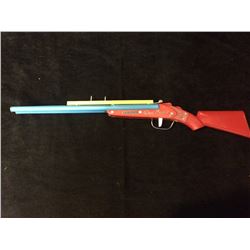 20" VINTAGE TIN SKEET PRACTICE TOY RIFLE MADE IN JAPAN