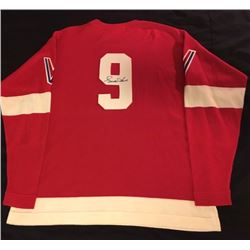 RARE 1946 GORDIE HOWE ROOKIE YEAR WOOL SIGNED HOCKEY JERSEY W/ WWII VICTORY PATCHES W/ COA