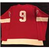 Image 1 : RARE 1946 GORDIE HOWE ROOKIE YEAR WOOL SIGNED HOCKEY JERSEY W/ WWII VICTORY PATCHES W/ COA