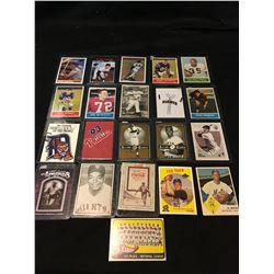 MAJOR LEAGUE BASEBALL TRADING CARDS LOT