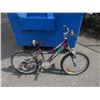 Image 1 : 5 Speed Girls Sportek Bike