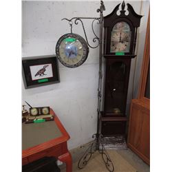 Hanging Clock on Stand