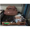 Image 1 : Towels, Clothing & More