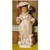 Image 1 : moving hands doll - poupee aux mains bougeantes