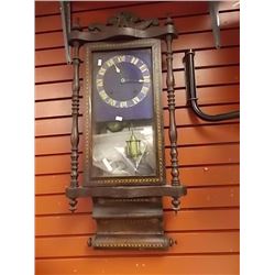 VINTAGE CHIMING WALL CLOCK