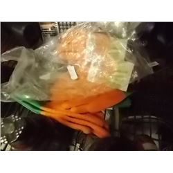 LATEX GLOVES - CARROT TOPS - SMALL - 6 PER LOT