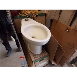 NEW IN BOX -AMERICAN STANDARD TOILET BOWL -DISPLAY