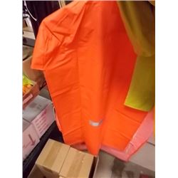 CHILD'S RAIN JACKET - NEW - ORANGE