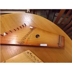 VINTAGE LAP HARP