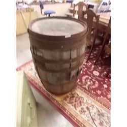 VINTAGE WHISKEY BARREL