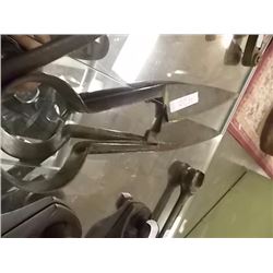 VINTAGE SHEEP SHEARS