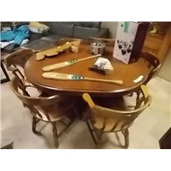 KROEHLER MAPLE DINING TABLE WITH LEAF & 6 CHAIRS