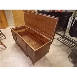 VINTAGE CEDAR CHEST - LANE
