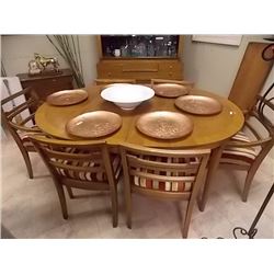 DINING TABLE - SOLID WOOD - 3 LEAFS - 6 CHAIRS
