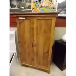 RUSTIC PINE 2 DOOR WARDROBE - SHELVES AND DRAWERS INSIDE