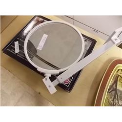 MAKE-UP MIRROR - NEW - REVERSABLE