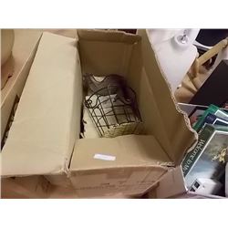 CASE OF NEW MERCHANDISE - METAL WALL HANGINGS