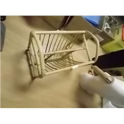 WICKER MAGAZINE STAND