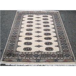 Exceptionally Lustrous and Beautiful handmade Princess Bokhara Rug