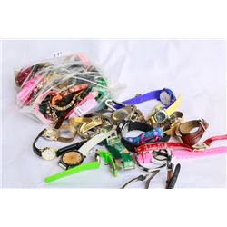 LARGE BAG OF WATCHES