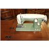 Image 1 : SEWING MACHINE IN CABINET