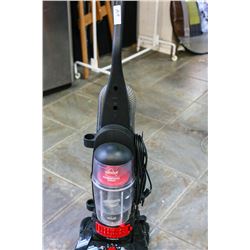 BISSELL VACUUM