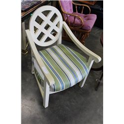 WHITE DESIGNER CHAIR