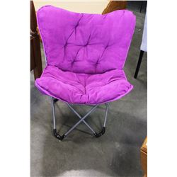 FOLDING PURPLE LOUNGE CHAIR