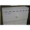 Image 2 : WHITE 5-DRAWER DRESSER