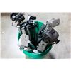 Image 2 : BUCKET OF TRIPODS
