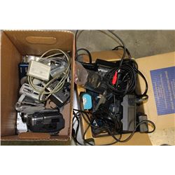 LOT OF CAMCORDERS AND DIGITAL CAMERAS