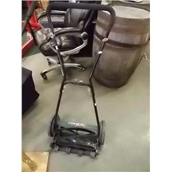YARDWORKS PUSH REEL MOWER