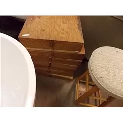 WOOD TRAVEL DISPLAY BOXES - 7 TTL used to have bugs on display - may still contain some