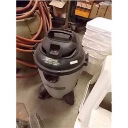 SHOP VAC - 5 GAL - HAUSMANN